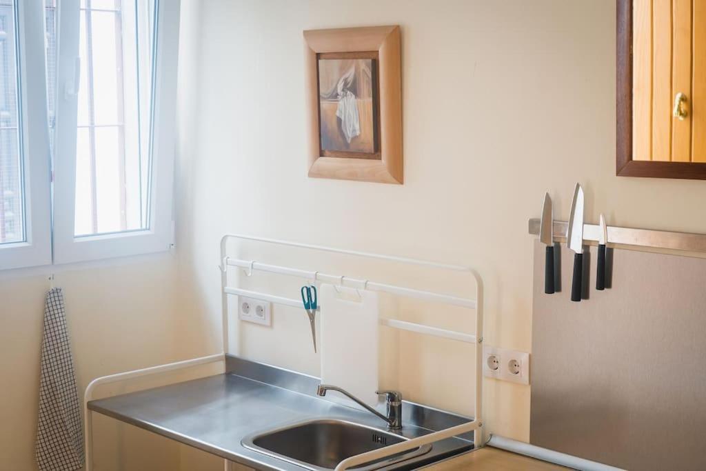 Estudio A Estrenar En Sta Clara Sevilla Exteriör bild